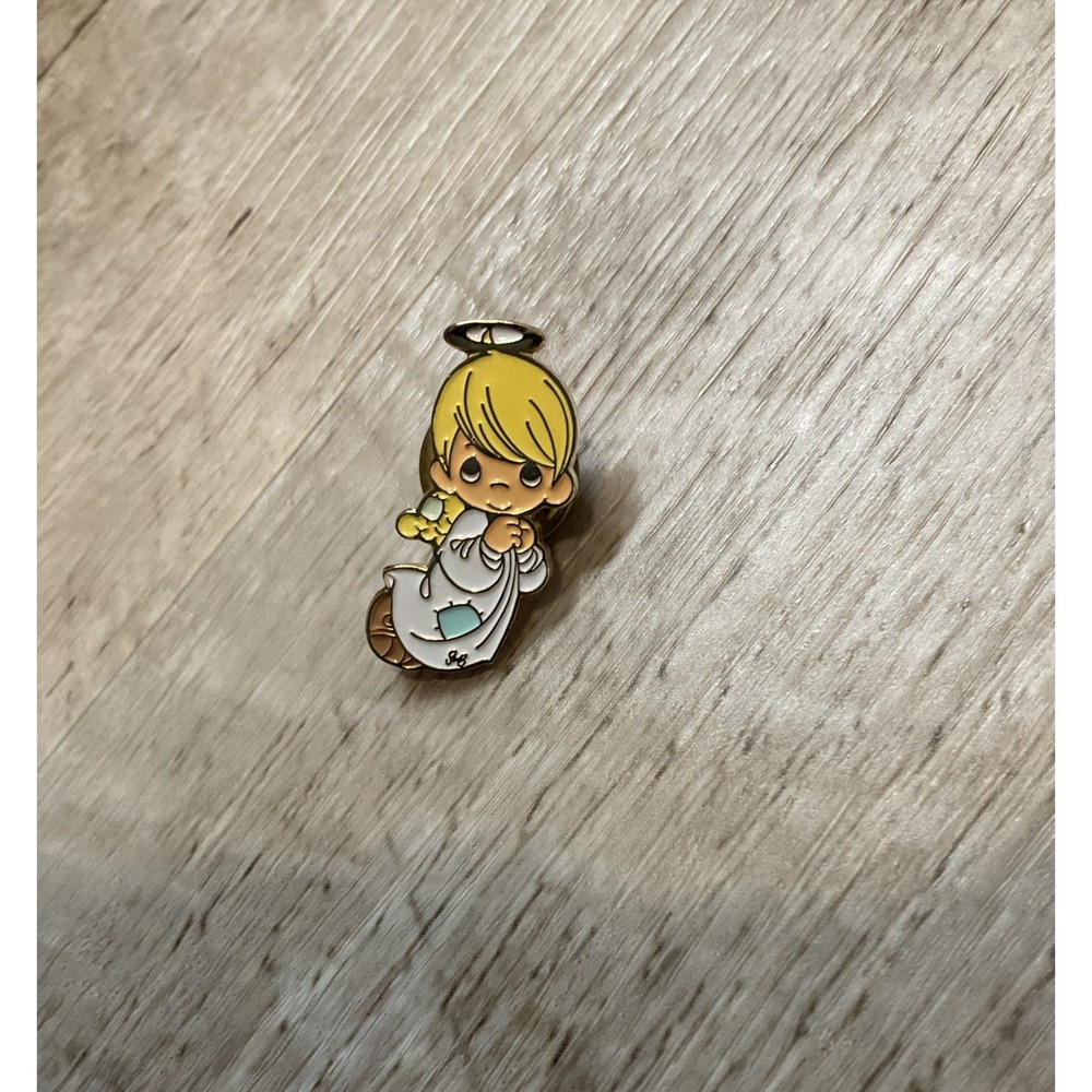 Vintage Precious Moments Angel Enamel Lapel Pin Christmas Holiday Pinback